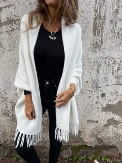 Annabella | Wintercardigan Bailey
