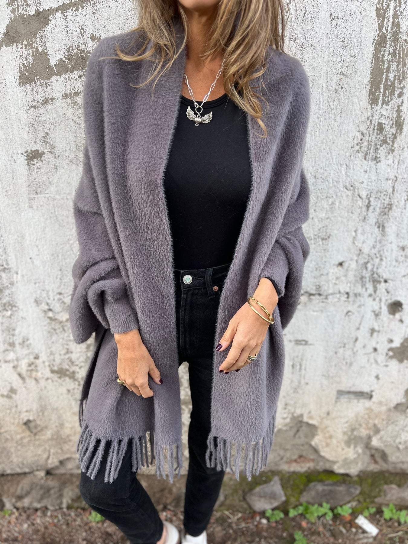 Annabella | Wintercardigan Bailey