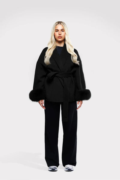 Lana Luxe Mantel – Winterjacke mit Kunstfell