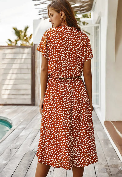 Zanelya | Midi Sommerkleid mit Abstracten Punkten & Knopfverschluss
