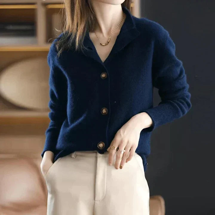 Aria | Bequemer Cardigan mit Knöpfen
