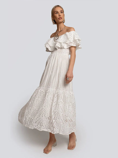 Soleia | Off-Shoulder Broderie Kleid