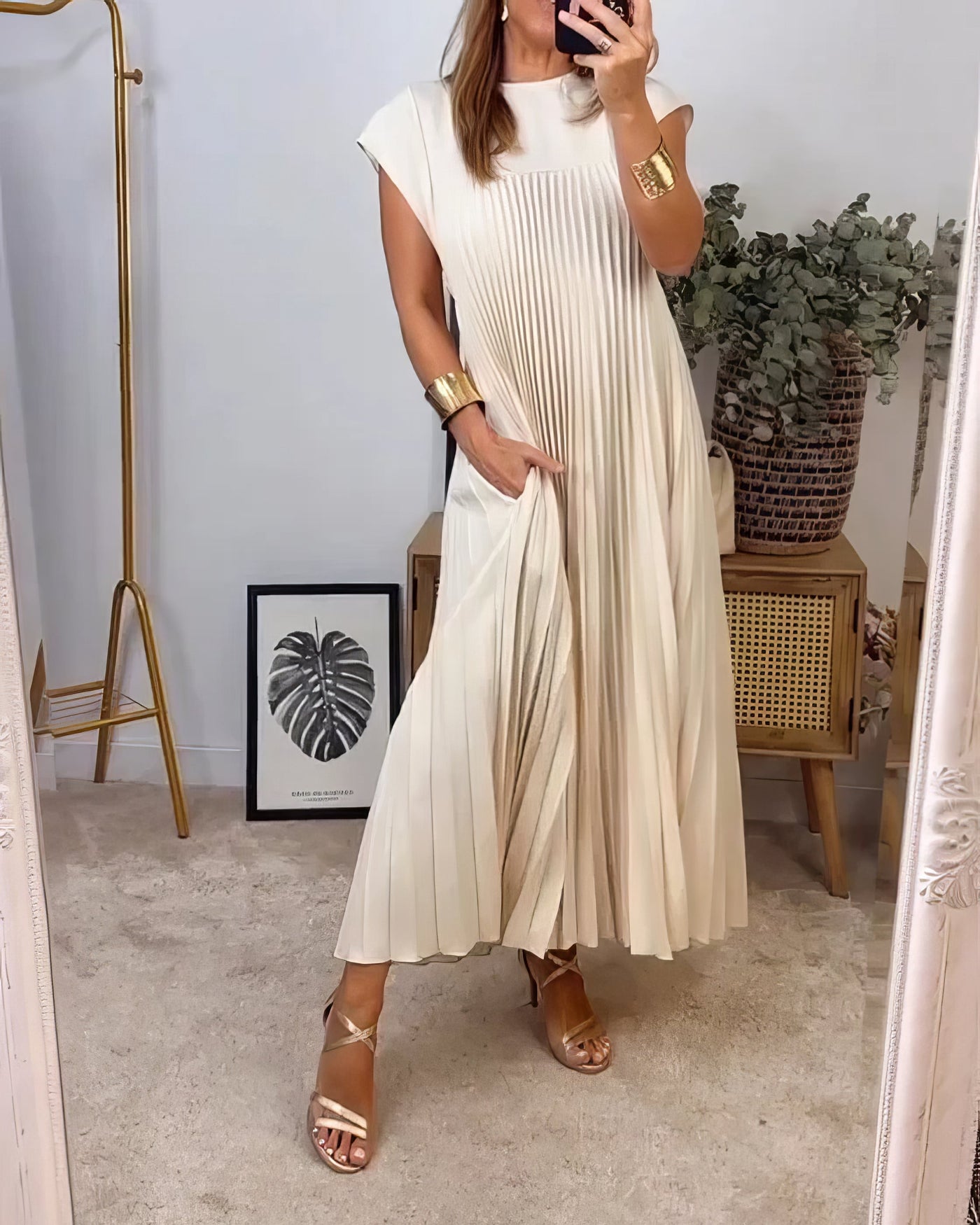 Einfaches Plissiertes Kleid ohne Ärmel